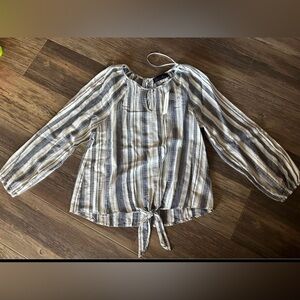 Francesca's boutique Women's S small tie front shirt NWT navy and white stripe